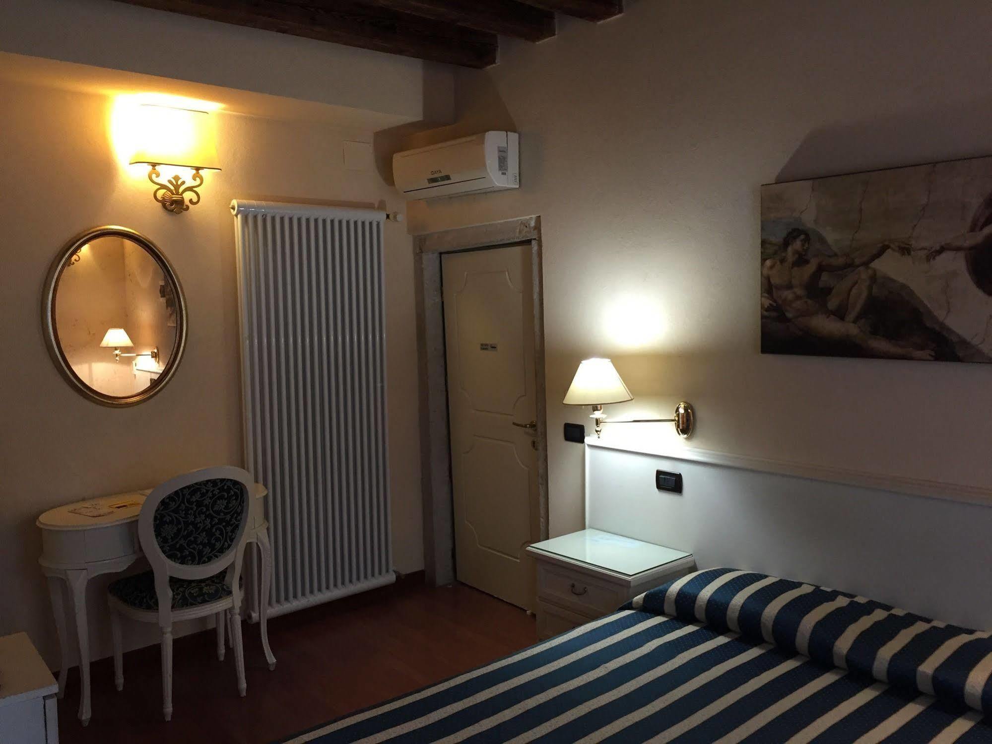 Venice Resorts Apartamento *